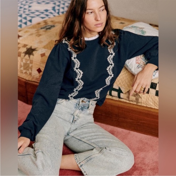 Sezane Sea NY sweatshirt *limited edition* - Picture 9 of 10